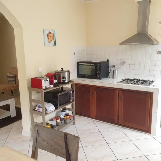 Appartement Location saisonnière semaine et/ou week-end à La Plaine-des-Palmistes Extérieur photo